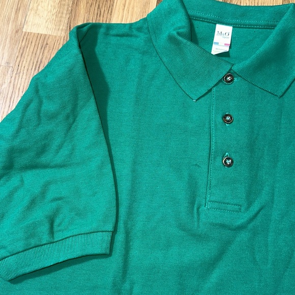 New! Golf Shirt Medium - Picture 2 of 2